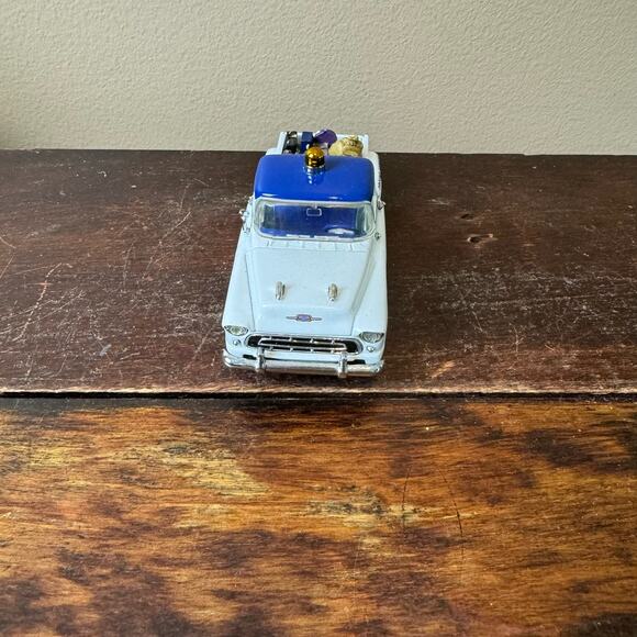 Matchbox Collectibles YIS04-M 1955 Chevy Pick up Truck American Airlines Diecast - Picture 9 of 11